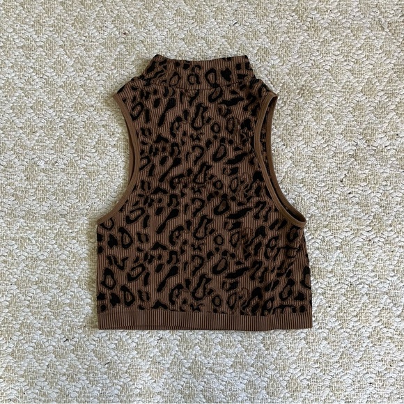 Animal Print Tank Top - Picture 2 of 4